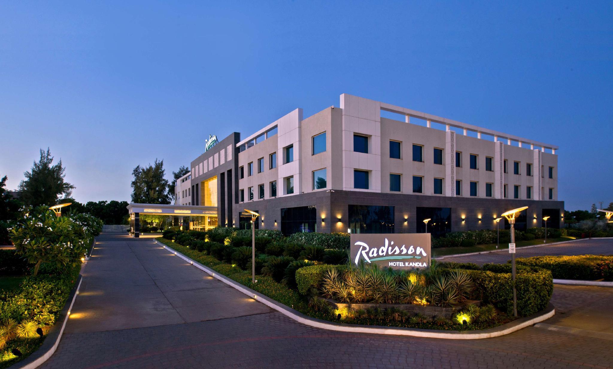 Radisson Hotel Kandla Gāndhīdhām Exterior foto